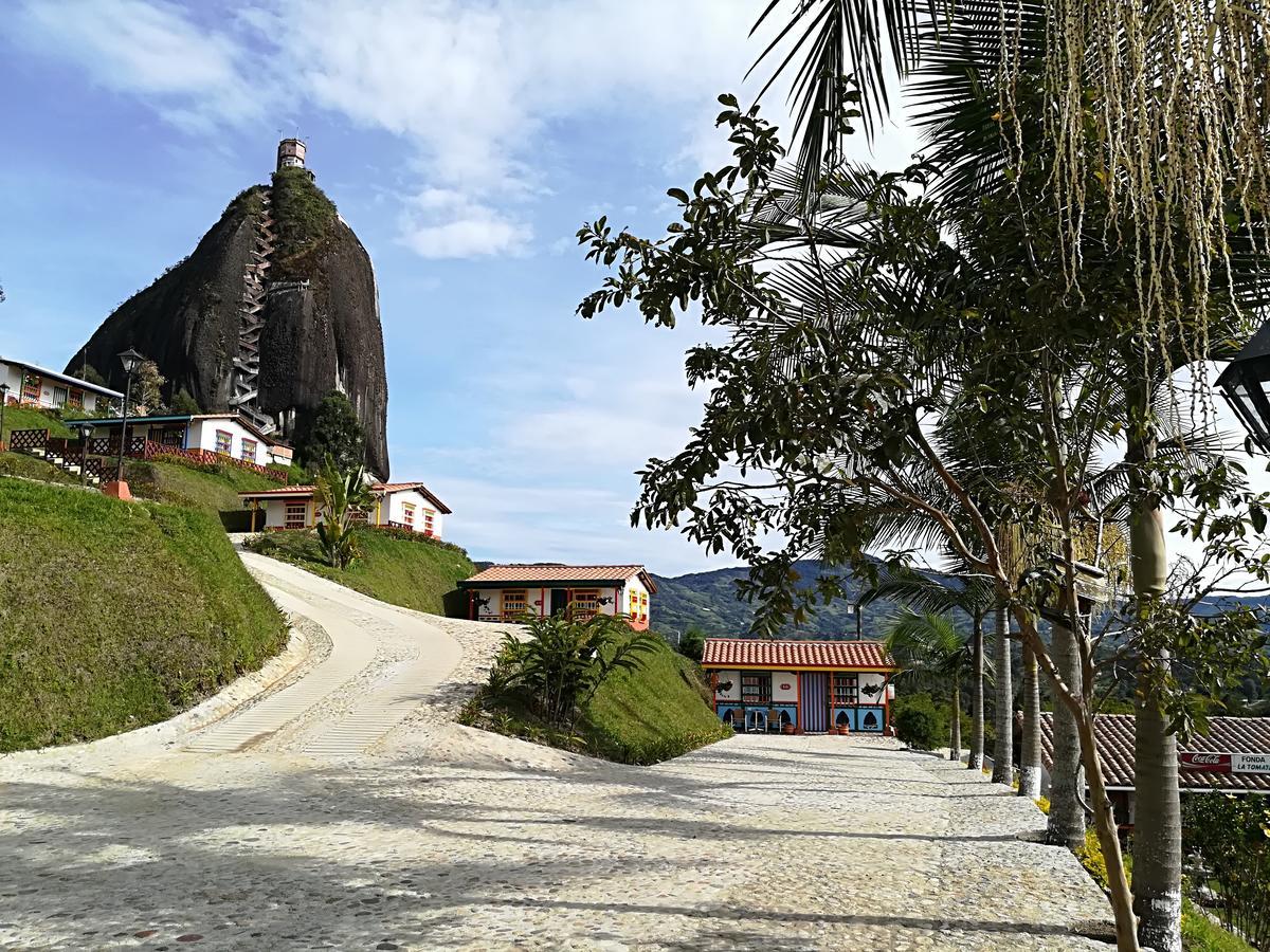 Hotel Zocalo Campestre Guatape Exterior photo