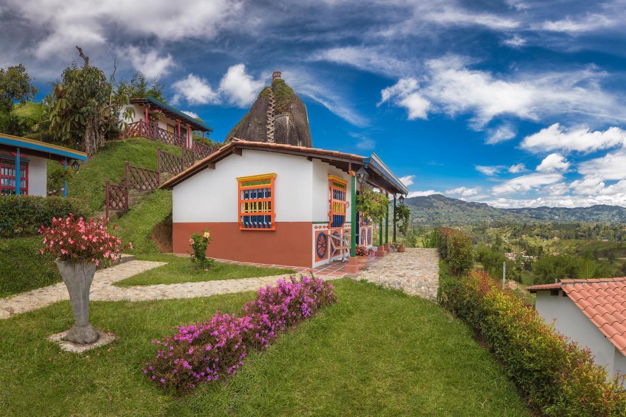 Hotel Zocalo Campestre Guatape Exterior photo